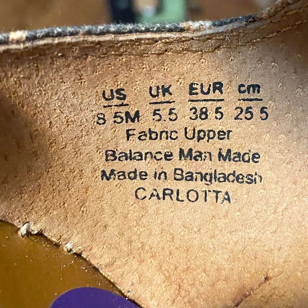 NIB- FRANCO SARTO Carlotta,Camel platforms!